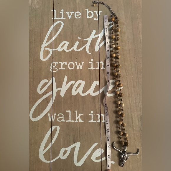 Longhorn Beaded Necklace Reposh - Picture 7 of 9